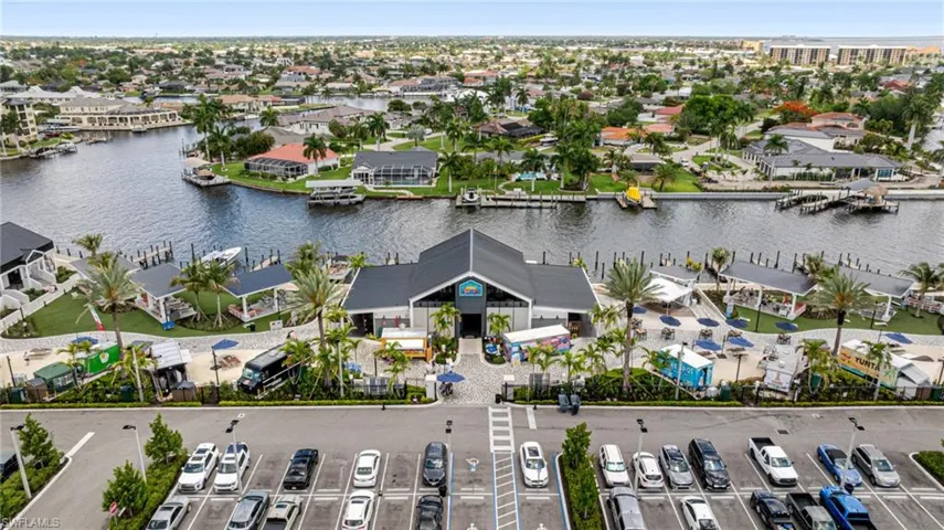 1671  Edith Esplanade  , Cape Coral, FL 33904