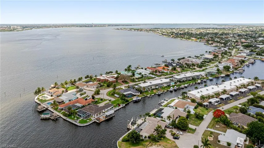 1671  Edith Esplanade  , Cape Coral, FL 33904