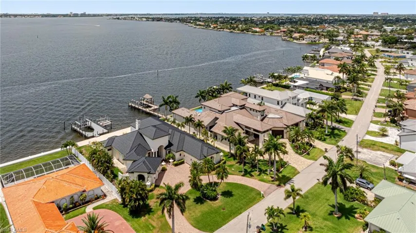 1671  Edith Esplanade  , Cape Coral, FL 33904