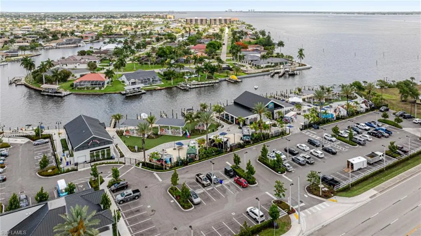1671  Edith Esplanade  , Cape Coral, FL 33904