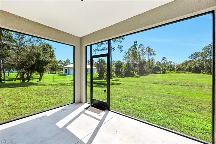 2830 12th Ave Se, Naples, Florida 34117
