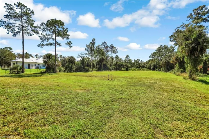 2830 12th Ave Se, Naples, Florida 34117