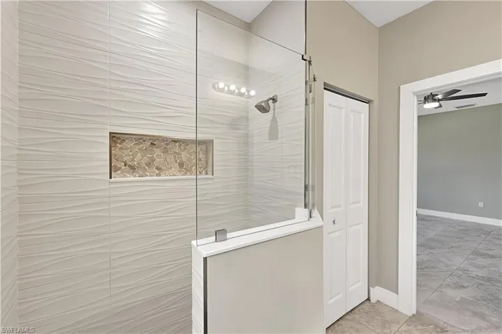 2830 12th Ave Se, Naples, Florida 34117