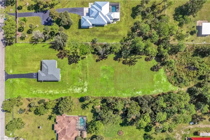 2830 12th Ave Se, Naples, Florida 34117