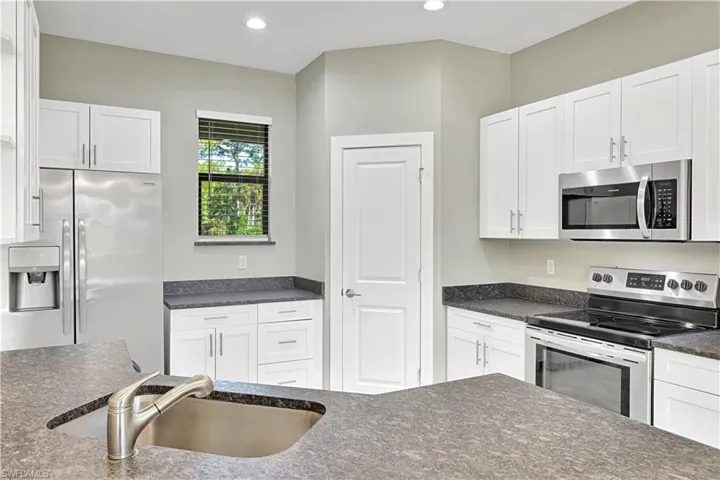 2830 12th Ave Se, Naples, Florida 34117