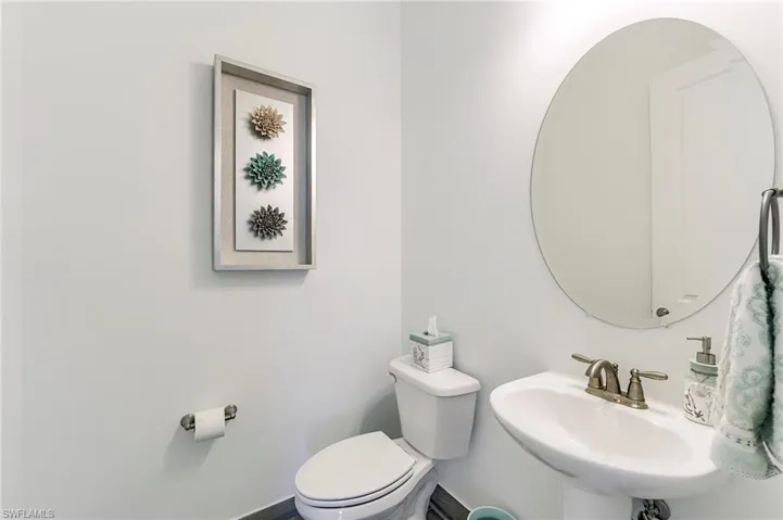 9327  Woodhurst  DR, Naples, FL 34120