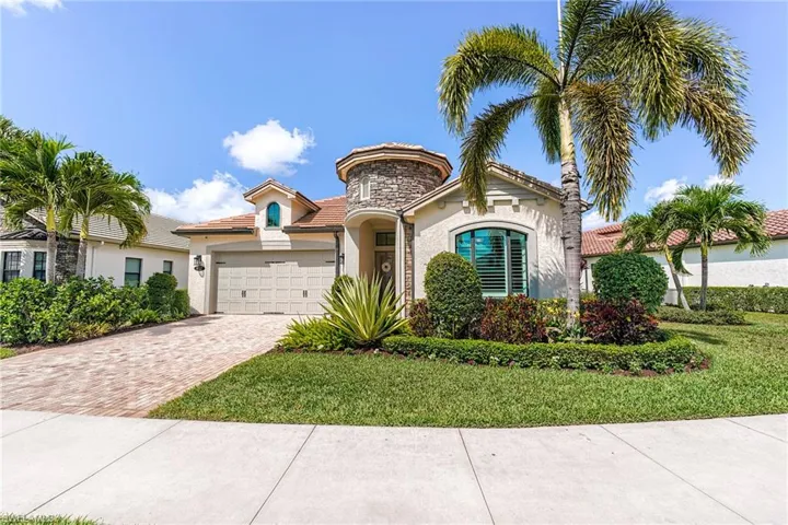 9327  Woodhurst  DR, Naples, FL 34120