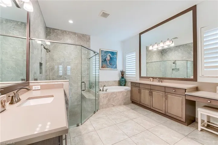 9327  Woodhurst  DR, Naples, FL 34120