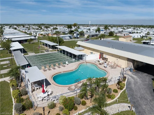 9232  Caloosa  DR, North Fort Myers, FL 33903