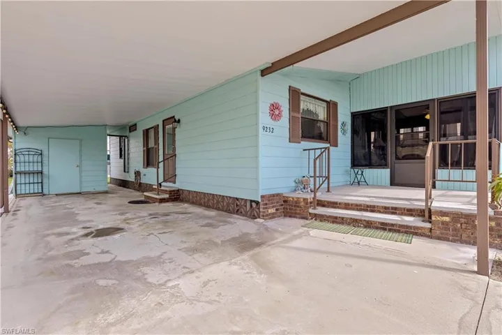9232  Caloosa  DR, North Fort Myers, FL 33903