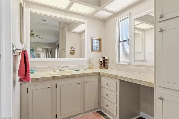 9232  Caloosa  DR, North Fort Myers, FL 33903