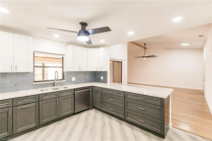 5294 Concord Way, Fort Myers Fl 33907