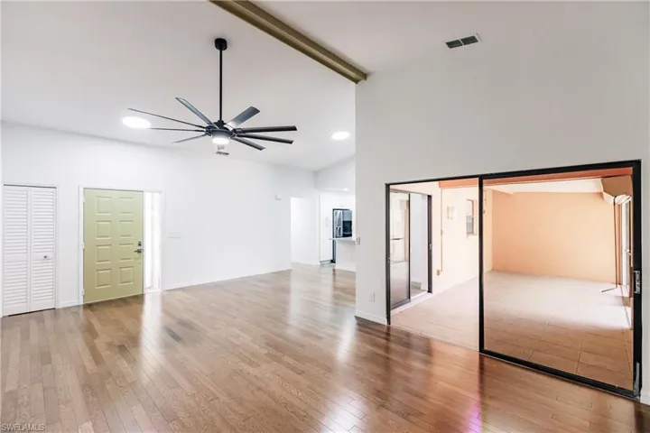 Living/dining area opening onto lanai