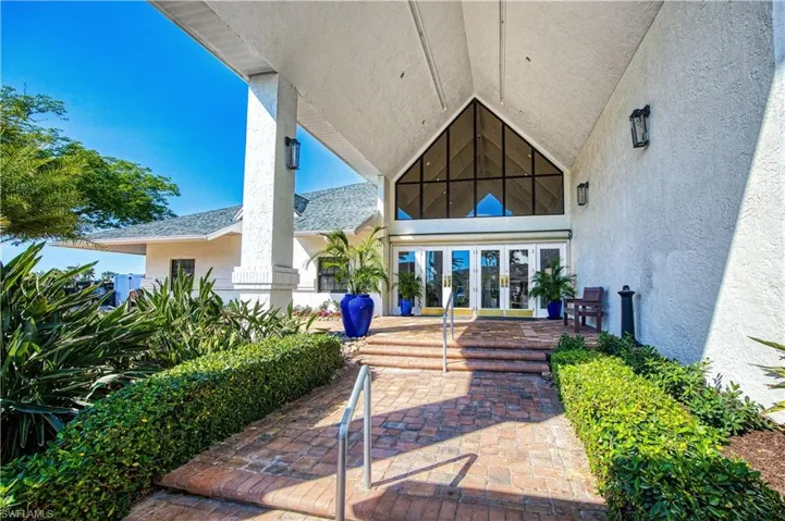 12581 Kelly Sands Way 522, Fort Myers, Florida 33908