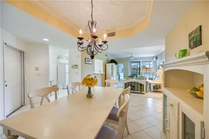 2555  Aspen Creek  LN, Naples, FL 34119