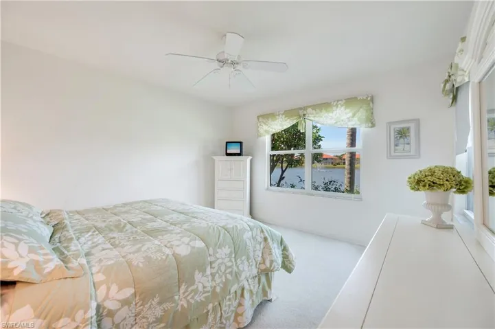 2555  Aspen Creek  LN, Naples, FL 34119