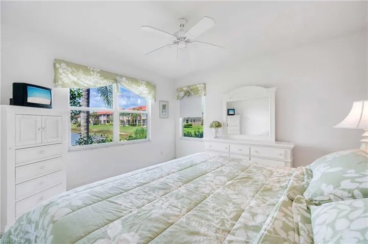 2555  Aspen Creek  LN, Naples, FL 34119