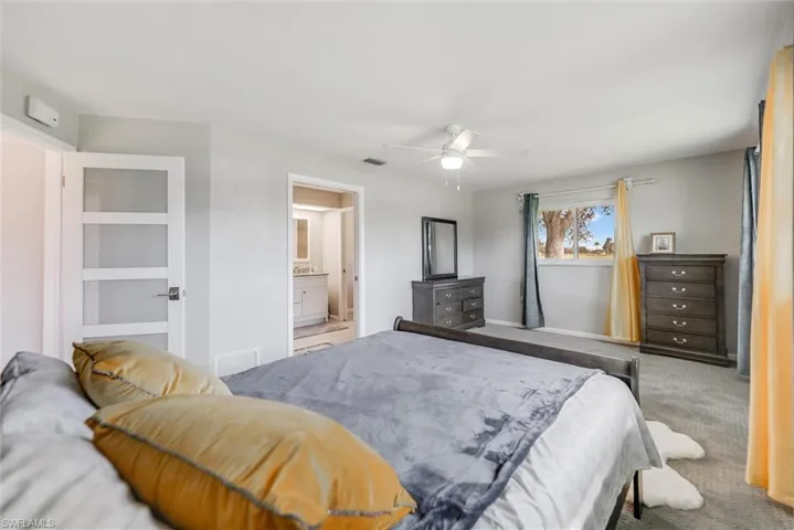 1575  Olmeda  WAY, Fort Myers, FL 33901