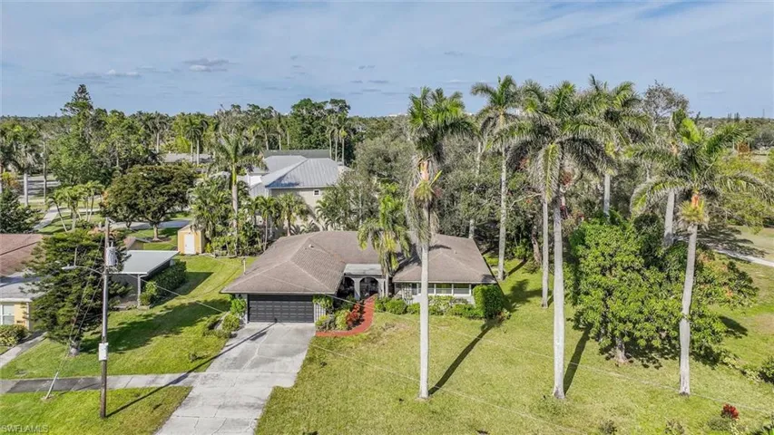 1575  Olmeda  WAY, Fort Myers, FL 33901