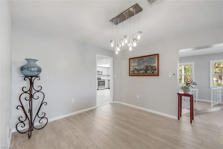 1575  Olmeda  WAY, Fort Myers, FL 33901