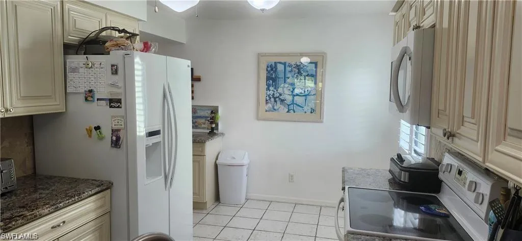 219 Fox Glen Dr 1107, Naples, Florida 34104