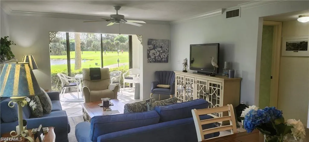 219 Fox Glen Dr 1107, Naples, Florida 34104