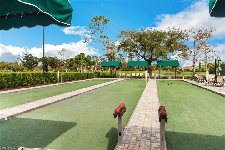 219 Fox Glen Dr 1107, Naples, Florida 34104