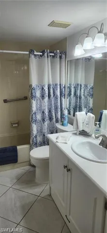 219 Fox Glen Dr 1107, Naples, Florida 34104