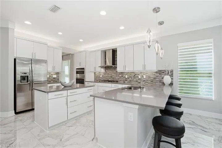4654 Kensington Cir, Naples, Florida 34119