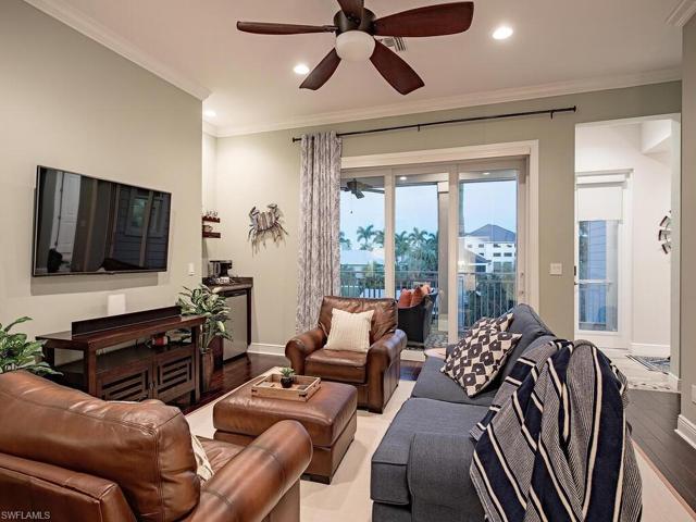 Great room - 2nd floor