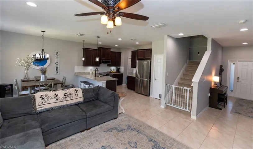 3872  Burrfield  ST, Fort Myers, FL 33916