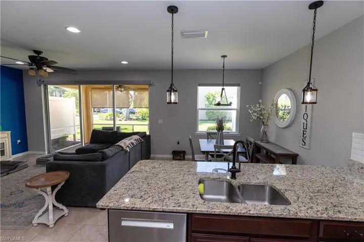 3872  Burrfield  ST, Fort Myers, FL 33916