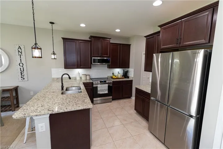 3872  Burrfield  ST, Fort Myers, FL 33916