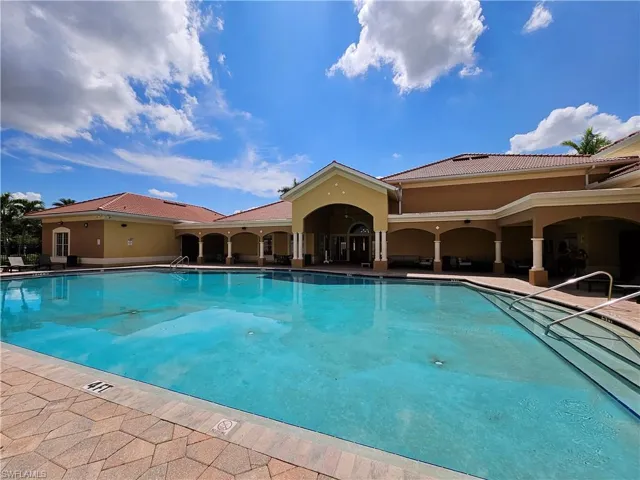 9055  Colby  DR, Fort Myers, FL 33919