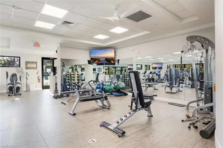 5950  Amherst  DR, Naples, FL 34112