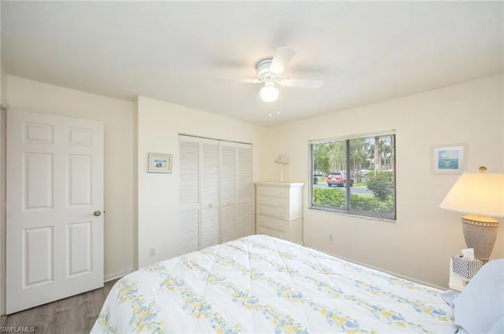 5950  Amherst  DR, Naples, FL 34112