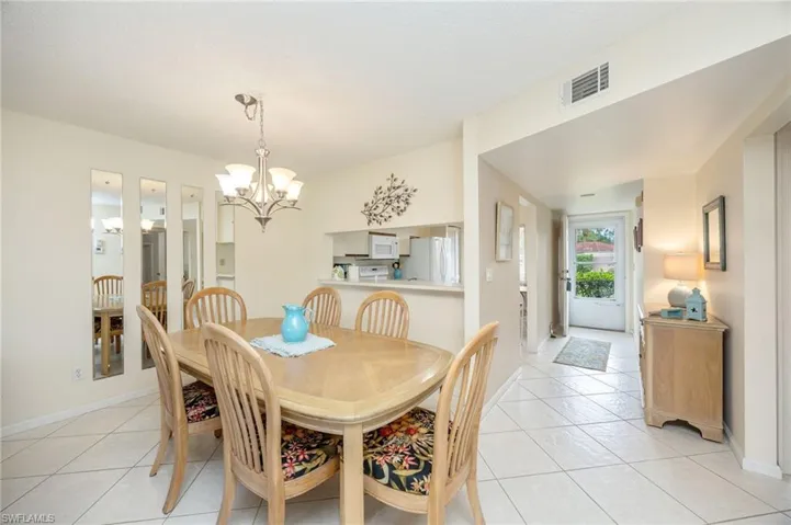 5950  Amherst  DR, Naples, FL 34112