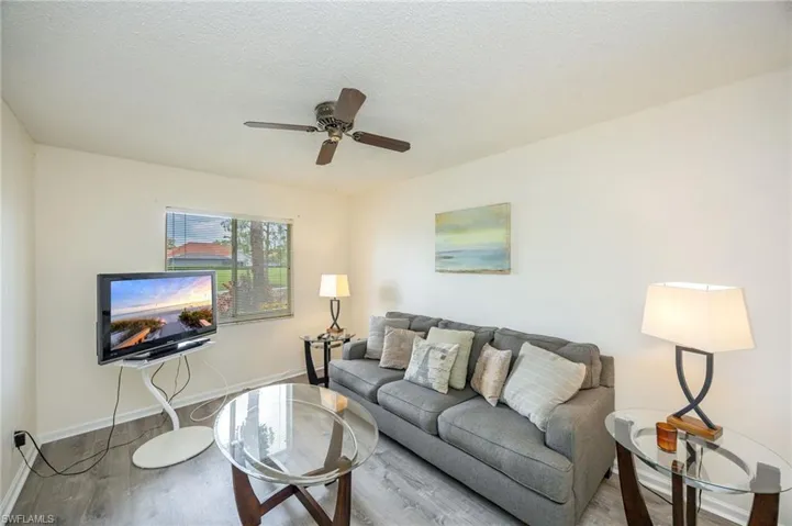 5950  Amherst  DR, Naples, FL 34112