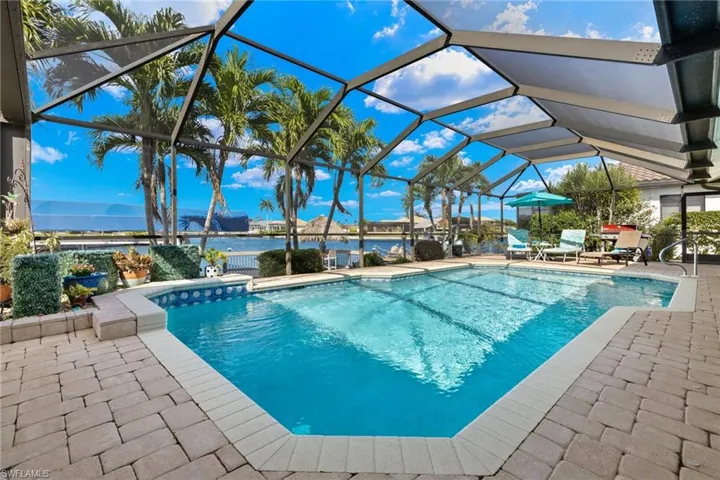 Heated Pool & Pool Bath