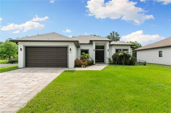 223 1st St Sw, Naples, Florida 34117