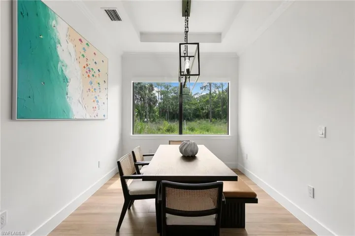 223 1st St Sw, Naples, Florida 34117