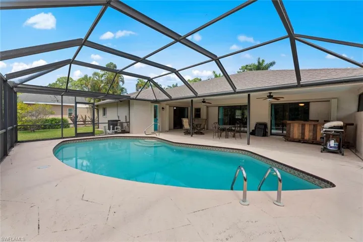 Large screened lanai
