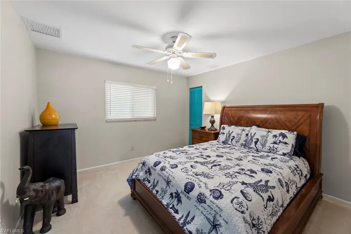 Guest bedroom #1 w/walk-in closet