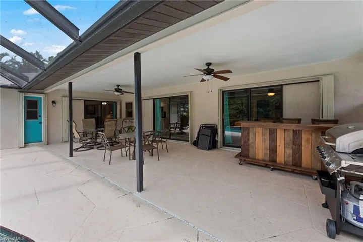 Ample covered area for entertaining in the shade