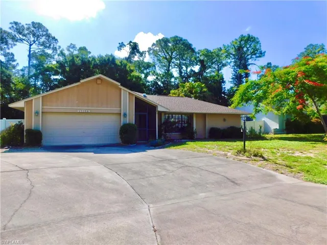17150 Laurelin Ct, North Fort Myers, Florida 33917
