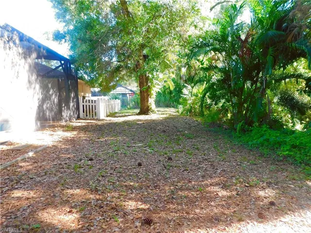 17150 Laurelin Ct, North Fort Myers, Florida 33917