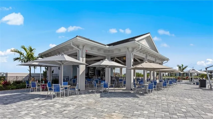 View of surrounding community