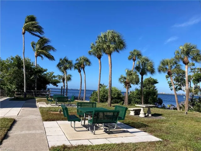10891 Meadow Lark Cove Dr, Fort Myers, Florida 33908