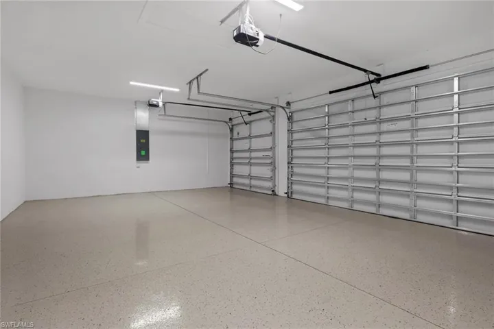 411 Ne 7th Ter, Cape Coral, Florida 33909