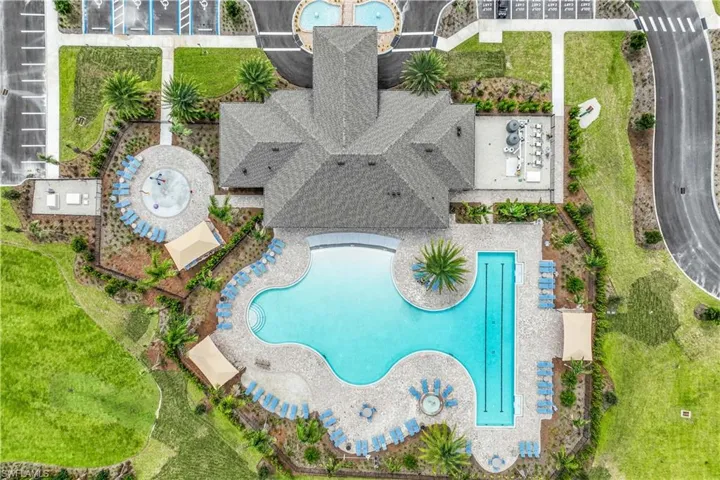 Birds eye view of property